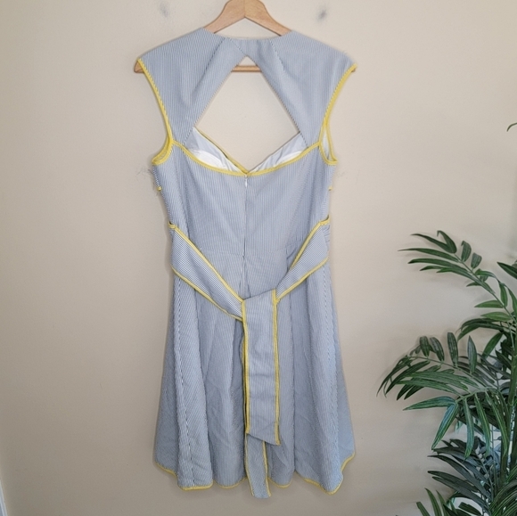 NWT Jessica H | Blue & White Striped Dress with Yellow Trim Size 14 - Picture 4 of 6